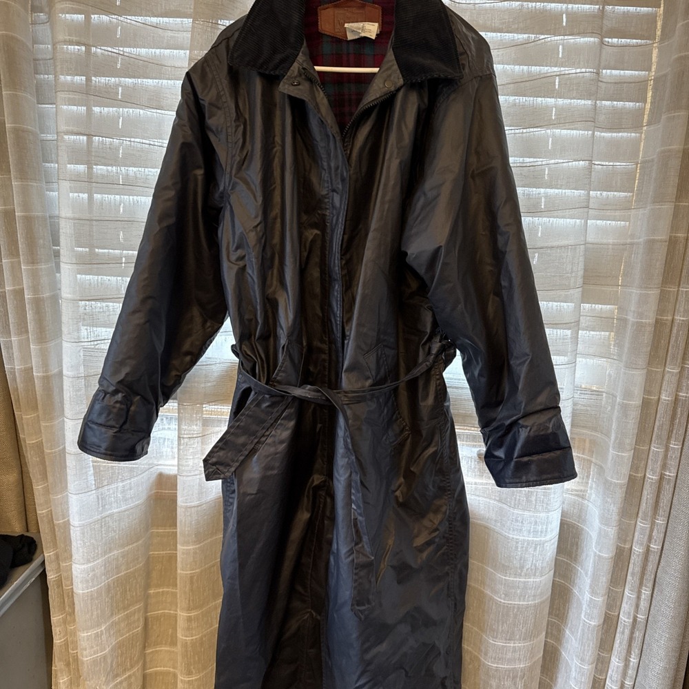 Vintage Woolrich Women's Rain/Winter Trench Coat Medium